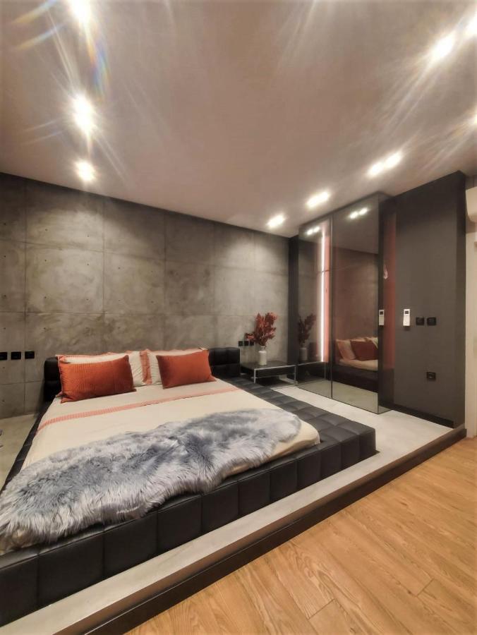 Remarkable Apartment Tirana Kültér fotó
